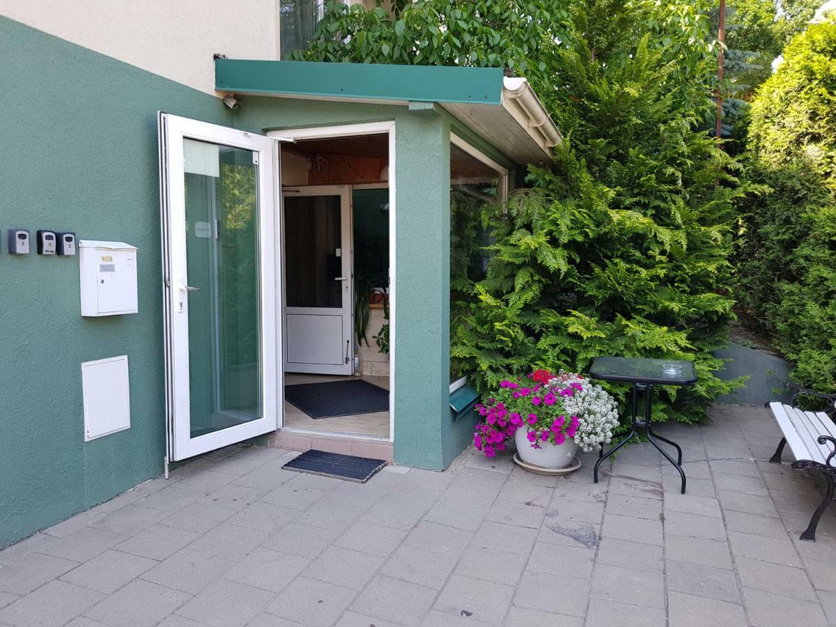 Felix Apartment Free Parking Вилнюс Екстериор снимка